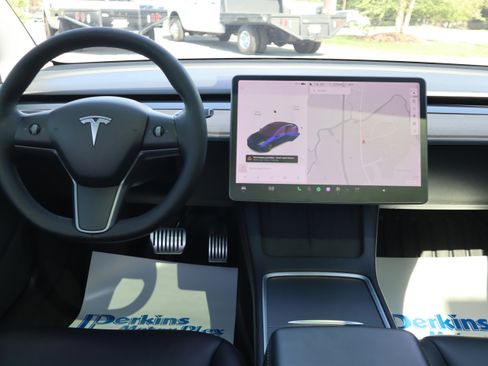 Used 2021 Tesla Model 3 Long Range AWD/4WD image 12