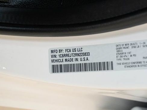 Used 2024 RAM 1500 Laramie RWD image 33