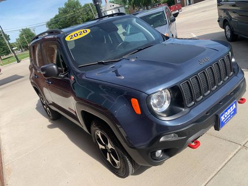 Used 2020 Jeep Renegade Trailhawk w/ Popular Equipment Group AWD/4WD image 6
