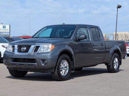 Used 2017 Nissan Frontier SV AWD/4WD image 7