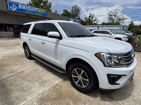 Used 2018 Ford Expedition Max XLT w/ Equipment Group 202A RWD image 3