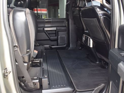 Used 2019 Ford F250 Platinum w/ Platinum Ultimate Package AWD/4WD image 12
