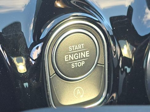 Used 2022 Mercedes-Benz CLA 35 AMG 4MATIC image 33