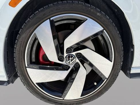 Used 2024 Volkswagen GTI S FWD image 10