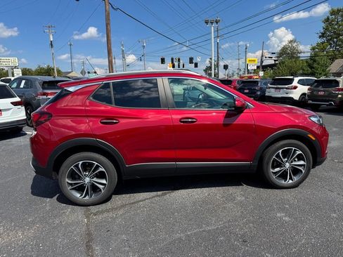 Used 2021 Buick Encore GX Select w/ Advanced Technology Package AWD/4WD image 5