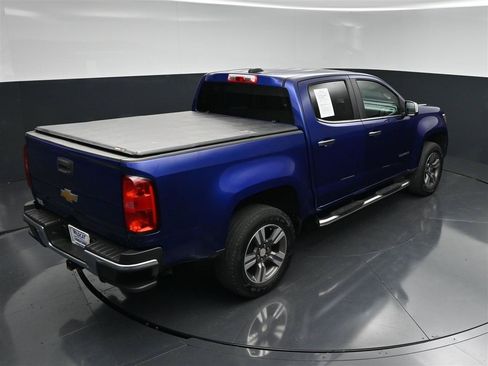 Used 2015 Chevrolet Colorado LT w/ Luxury Package RWD image 25