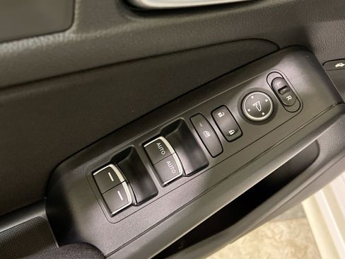 Used 2025 Honda Civic Sport image 29