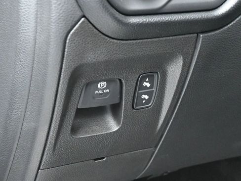 Used 2021 RAM 1500 Laramie image 16