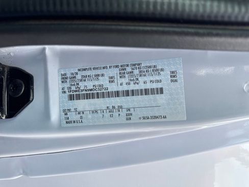 Used 2021 Ford E-350 and Econoline 350 Super Duty w/ Power Windows & Locks Group RWD image 30