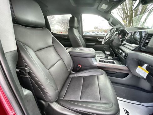 Used 2022 GMC Sierra 1500 SLT w/ SLT Convenience Package image 28