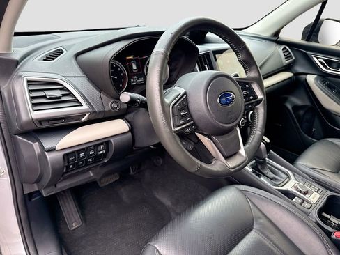 Used 2022 Subaru Forester Limited AWD/4WD image 9