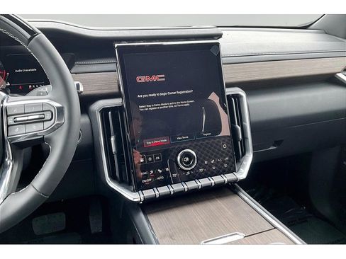 New 2026 GMC Acadia Denali w/ Super Cruise Package image 6