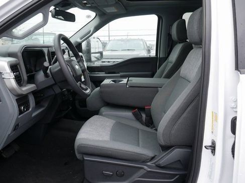 New 2026 Ford F350 XLT w/ XLT Premium Package AWD/4WD image 2