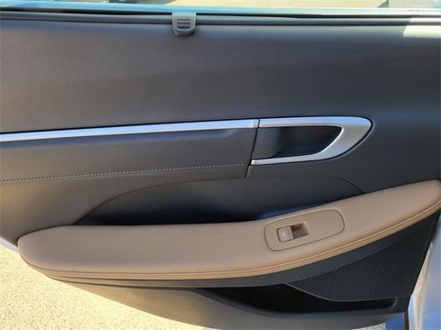 New 2026 Hyundai Sonata Limited image 9