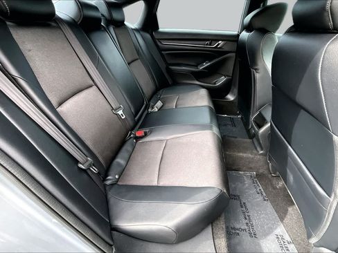 Used 2018 Honda Accord Sport image 19