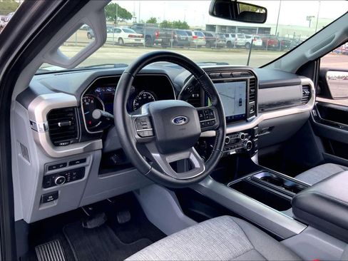 Used 2021 Ford F150 XLT w/ Equipment Group 302A High image 17