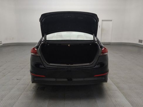 Used 2017 Hyundai Elantra SE image 29