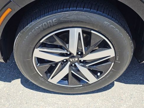 Used 2021 Kia Sorento S FWD image 10
