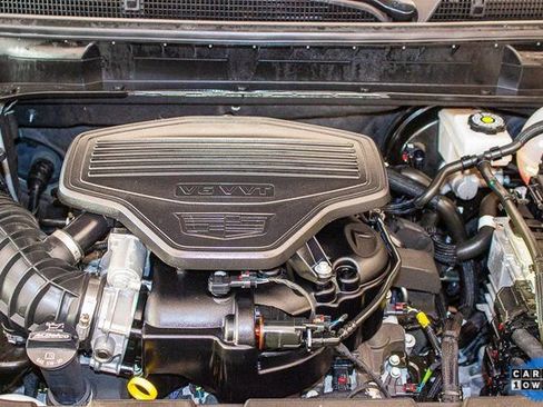 Certified 2025 Cadillac XT5 Premium Luxury image 3