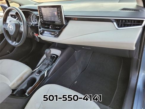 Used 2021 Toyota Corolla LE image 15