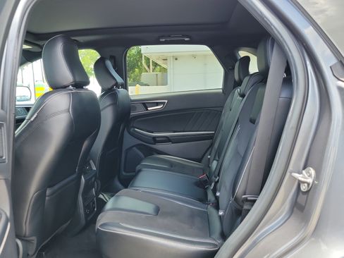 Certified 2022 Ford Edge ST w/ Equipment Group 401A AWD/4WD image 13