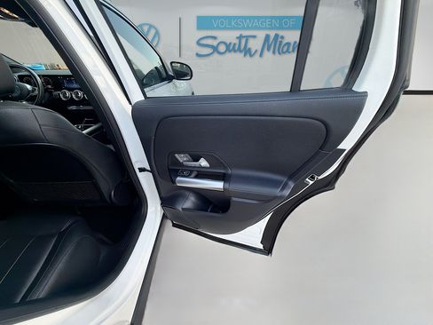 Used 2024 Mercedes-Benz GLA 250 image 30