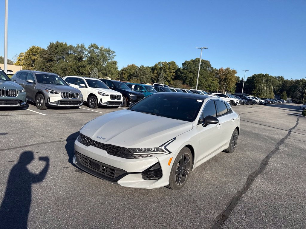 Used 2022 Kia K5 GT-Line w/ GT-Line Awd Premium Package image 3