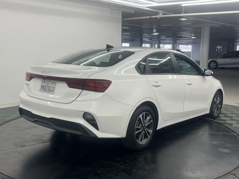 Used 2024 Kia Forte LXS image 4