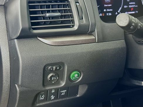 Certified 2025 Honda Ridgeline RTL image 10