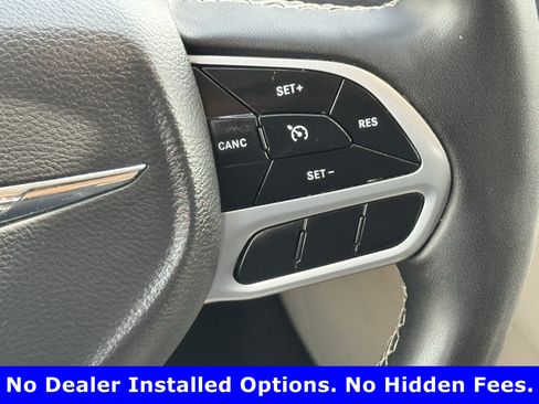 Used 2023 Chrysler Voyager LX FWD image 13