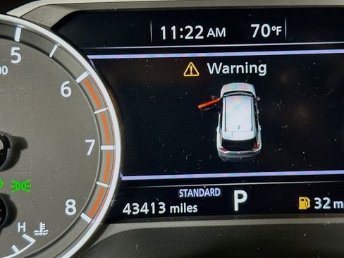 Used 2021 Nissan Rogue SL image 19