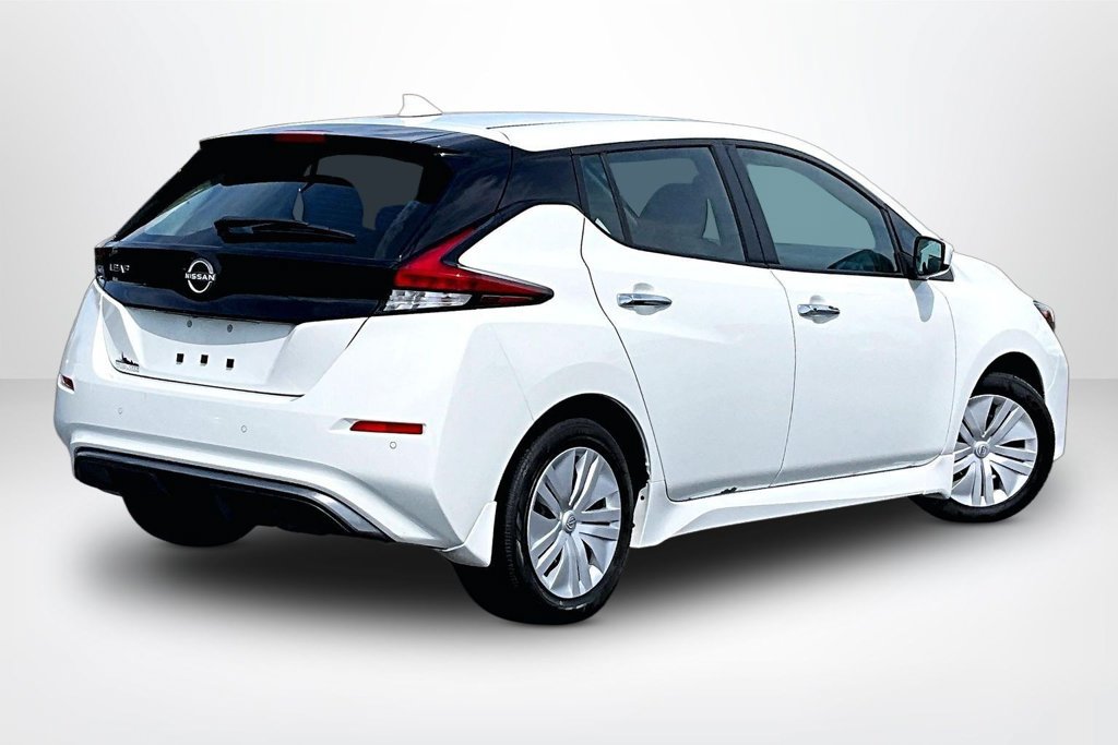 Used 2025 Nissan Leaf S FWD image 6