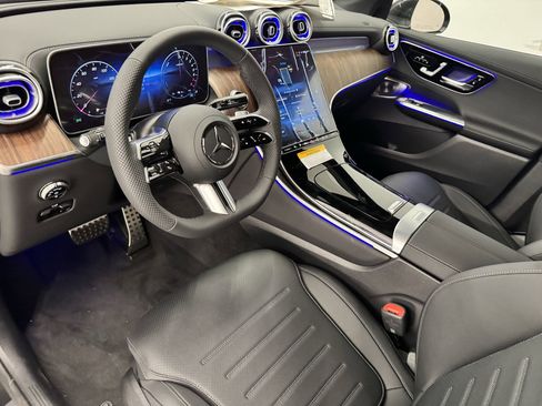 New 2026 Mercedes-Benz GLC 350e 4MATIC image 2
