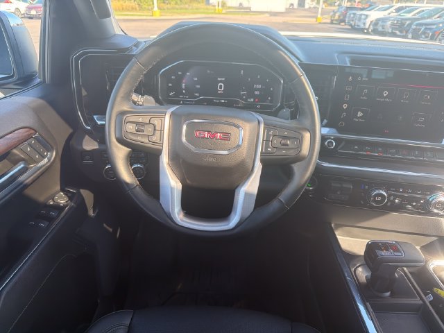 Used 2023 GMC Sierra 1500 SLT w/ SLT Premium Plus Package AWD/4WD image 16