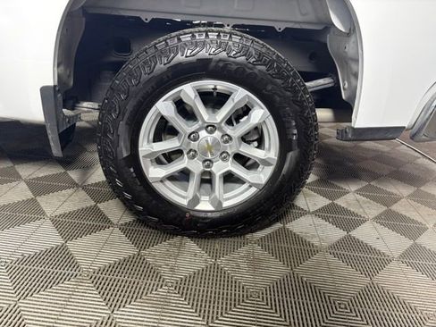 Certified 2025 Chevrolet Silverado 1500 LT w/ Z71 Off-Road Package image 22