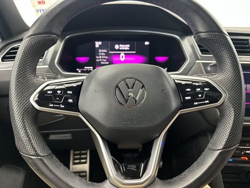 Used 2022 Volkswagen Tiguan SE R-Line FWD image 23