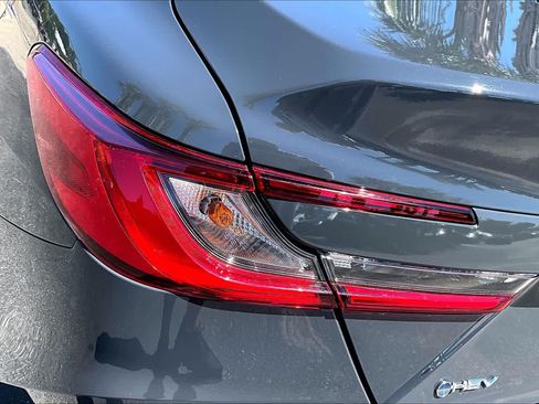 Used 2025 Toyota Camry LE FWD image 28