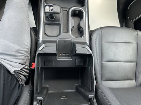 Used 2023 Chevrolet Silverado 1500 LTZ image 31