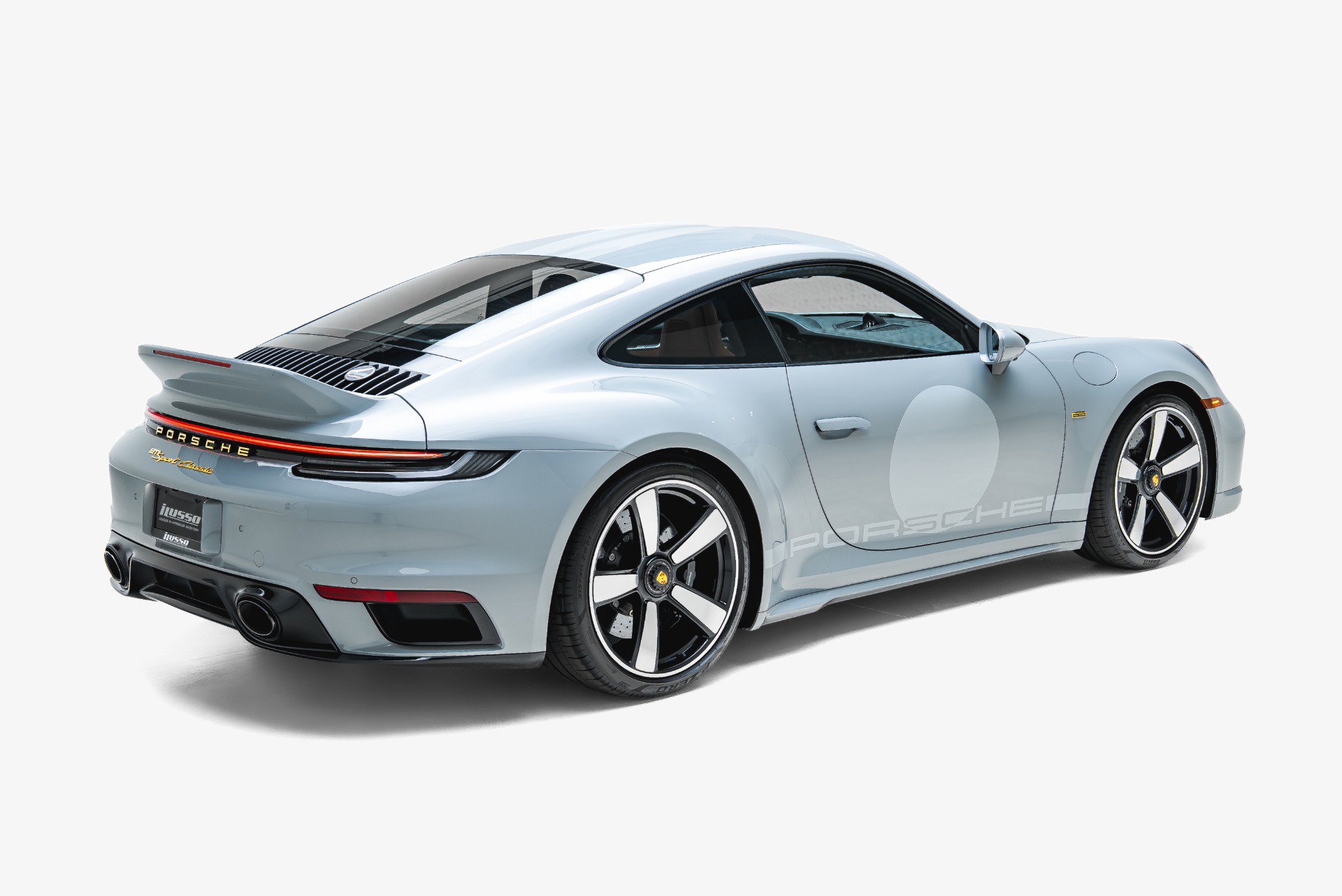 Used 2023 Porsche 911 Sport Classic RWD image 11