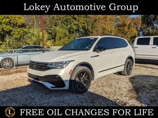Used 2023 Volkswagen Tiguan SE R-Line video 1