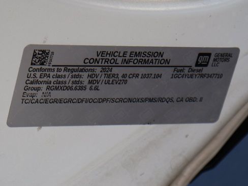 Used 2024 Chevrolet Silverado 3500 LTZ w/ LTZ Plus Package image 12