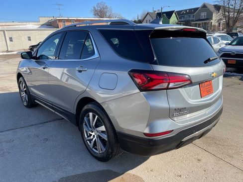 Used 2023 Chevrolet Equinox Premier image 16