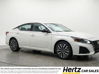 Used 2025 Nissan Altima 2.5 SV video 1