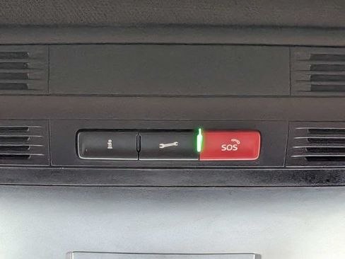 Used 2021 Volkswagen Tiguan SEL Premium R-Line AWD/4WD image 25