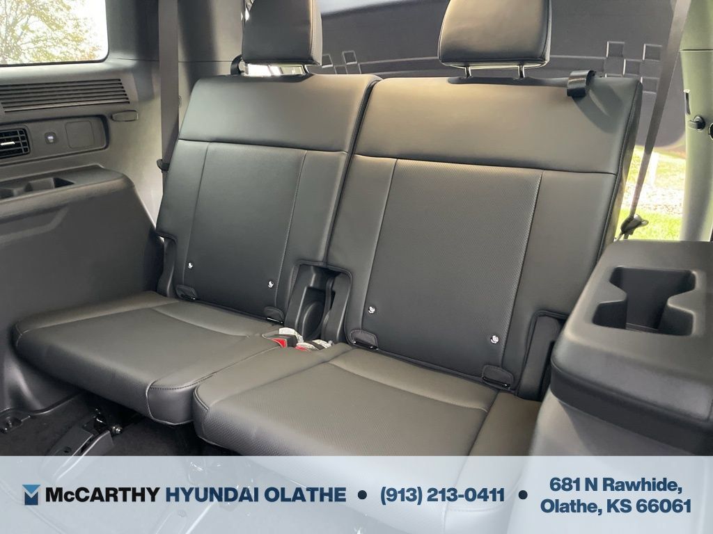Used 2026 Hyundai Santa Fe SEL AWD/4WD image 6
