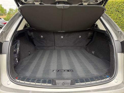Used 2024 Lexus NX 350 AWD image 12