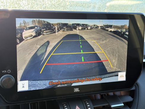 Used 2023 Toyota RAV4 XLE Premium image 30