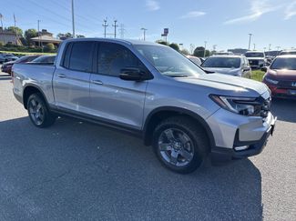 Certified 2025 Honda Ridgeline TrailSport video 2