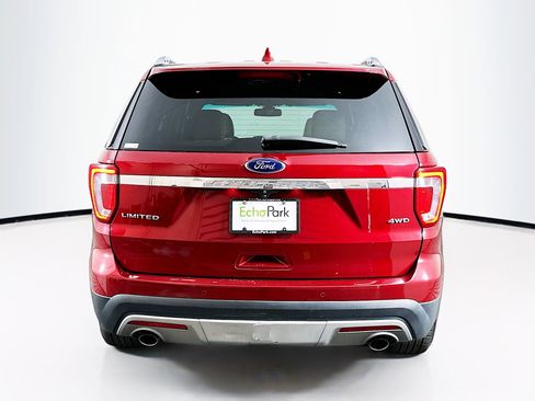 Used 2017 Ford Explorer Limited w/ Equipment Group 301A image 7