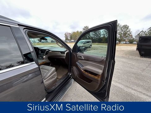 Used 2016 GMC Yukon Denali image 25